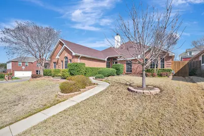 7928 Parkwood Plaza Drive, Fort Worth, TX 76137 - Photo 2