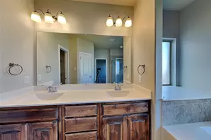 1212 Ashley Dr, Weatherford, TX 76087 - Photo 6