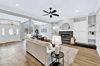 1306 British Boulevard, Grand Prairie, TX 75050 - Photo 2