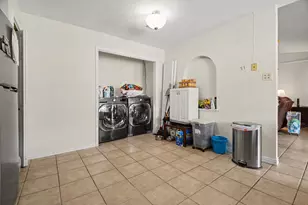 750 Greenhill Ln, Grand Prairie, TX 75052 - Photo 12