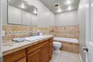 750 Greenhill Ln, Grand Prairie, TX 75052 - Photo 20