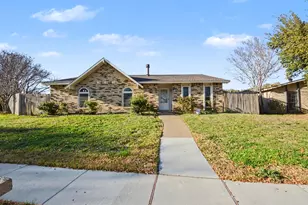 750 Greenhill Ln, Grand Prairie, TX 75052 - Photo 2