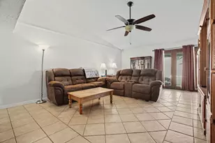 750 Greenhill Ln, Grand Prairie, TX 75052 - Photo 4