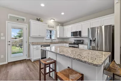 800 E Northside Drive, Pilot Point, TX 76258 - Photo 10