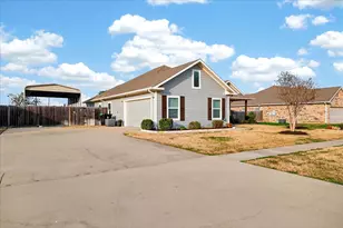 800 E Northside Dr, Pilot Point, TX 76258 - Photo 2