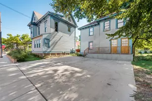 1419 Beaumont St, Dallas, TX 75215 - Photo 34