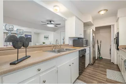 2135 Fleur De Lis Court #2133, Arlington, TX 76012 - Photo 8