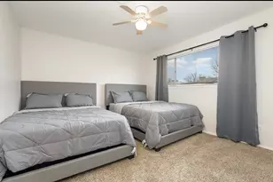 2135 Fleur De Lis Ct, Arlington, TX 76012 - Photo 6