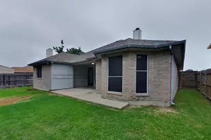 1508 Creekpark Ct, Arlington, TX 76018 - Photo 14