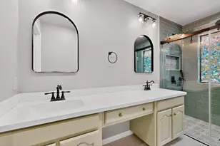 1505 Boundbrook Ln, Irving, TX 75060 - Photo 20