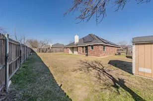 2315 Rogers Ave, Lancaster, TX 75134 - Photo 32