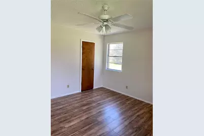 404 McSmith Court, Granbury, TX 76048 - Photo 18