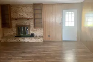 404 McSmith Ct, Granbury, TX 76048 - Photo 10