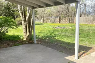 404 McSmith Ct, Granbury, TX 76048 - Photo 22