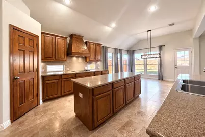 7236 Tolosa, Grand Prairie, TX 75054 - Photo 4