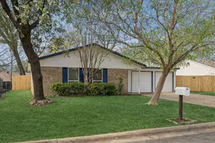 5406 Vermillion Trail, Arlington, TX 76017 - Photo 2