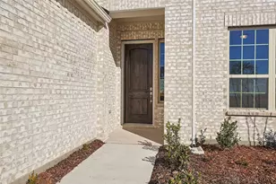 1052 Alberta Spruce Rd, Justin, TX 76247 - Photo 2