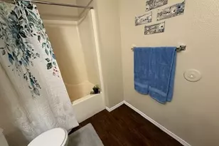 125 Johnson Ave, Burleson, TX 76028 - Photo 12