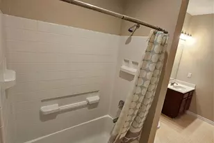 605 Snowy Orchid Ln, DeSoto, TX 75115 - Photo 18