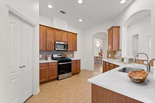 718 Ambrose Ct, Garland, TX 75040 - Photo 14