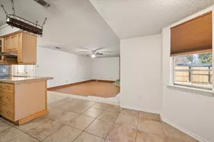 5301 School Hill Cir, Arlington, TX 76017 - Photo 12