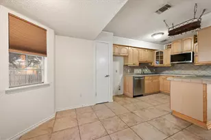 5301 School Hill Cir, Arlington, TX 76017 - Photo 14