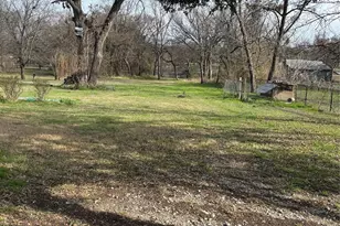 500 Grace St, Glen Rose, TX 76043 - Photo 4