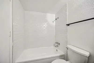 4044 Buena Vista Street #205, Dallas, TX 75204 - Photo 14