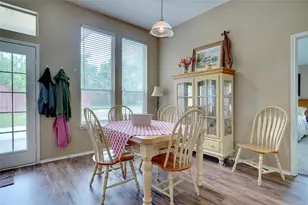 800 Chrissy Creek Ln, Euless, TX 76040 - Photo 6