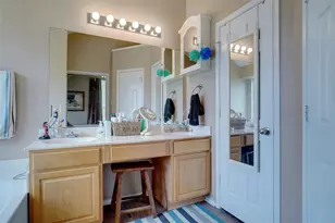 800 Chrissy Creek Ln, Euless, TX 76040 - Photo 14