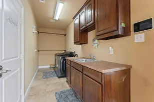 105 Kelly Dr, Waxahachie, TX 75167 - Photo 34