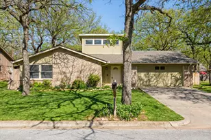 1113 Woodridge Dr, Azle, TX 76020 - Photo 4