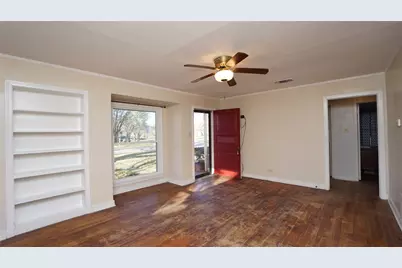 1300 W Day Street, Denison, TX 75020 - Photo 2