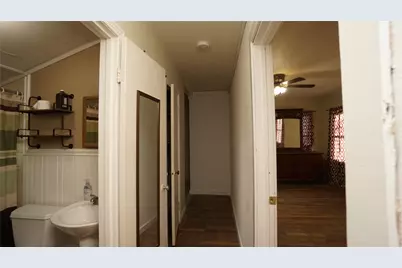 1300 W Day Street, Denison, TX 75020 - Photo 14