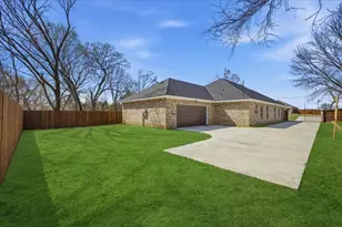 2222 Water Crest Ln, Glenn Heights, TX 75154 - Photo 24