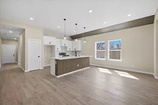 2222 Water Crest Ln, Glenn Heights, TX 75154 - Photo 8