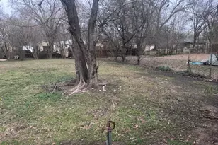 2025 Cedar St, Paris, TX 75460 - Photo 18