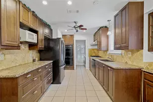 3321 Heather Hill Dr, Garland, TX 75044 - Photo 8