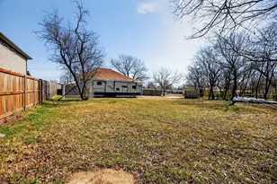 2200 N Hickory St, Sherman, TX 75092 - Photo 30