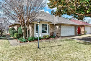3212 Laurel Oaks Ct, Garland, TX 75044 - Photo 4