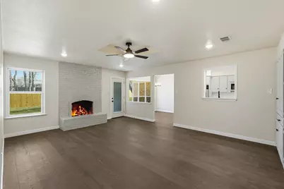 4205 W Pleasant Forest Street, Arlington, TX 76015 - Photo 8