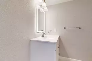 1618 San Francisco St, Carrollton, TX 75007 - Photo 26