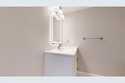 1618 San Francisco Street, Carrollton, TX 75007 - Photo 24
