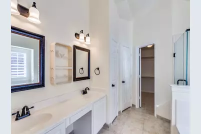 8008 Springmoss Drive, Plano, TX 75025 - Photo 16