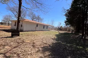 454 Luther Ln, Mabank, TX 75156 - Photo 4