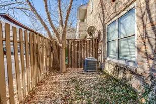 7340 Skillman St, Dallas, TX 75231 - Photo 24