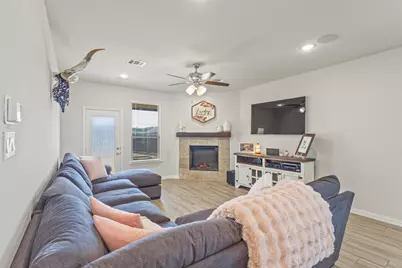 551 Ruthye Lane, Pilot Point, TX 76258 - Photo 12