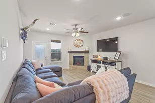 551 Ruthye Ln, Pilot Point, TX 76258 - Photo 12