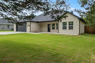 905 W Cardinal St, Ector, TX 75439 - Photo 2