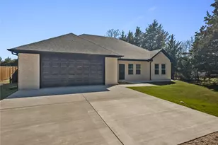 905 W Cardinal St, Ector, TX 75439 - Photo 1